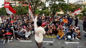 VIDEO: Pelajar SMK di Semarang Ikut Demo Kawal Putusan MK