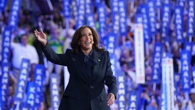 Kamala Harris resmi terima nominasi capres dari Partai Demokrat, bakal melenggang di pilpres AS November 2024.