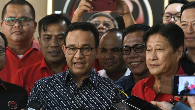 Anies mengatakan saat ini tetap mempelajari pemikiran-pemikiran Bung Karno sesuai pengarahan dari Ketum PDIP Megawati Soekarnoputri.