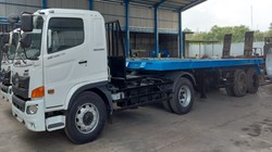 img-title Viral Video Truk Kontainer Lawan Arah di Cilincing