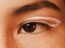 Benarkah Membentuk Alis Harus Sesuai Bentuk Wajah? Ini Kata Pakar