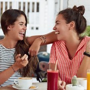 Akrab Bak Soulmate, Ini 5 Zodiak yang Cocok Menjadi Bestie Virgo