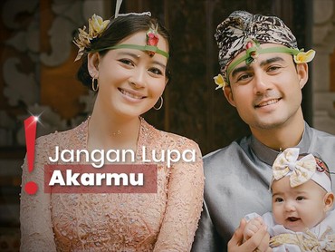 Laura Theux-Indra Brotolaras Adakan Upacara Adat untuk Sang Anak
