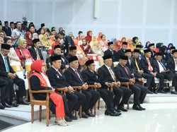 Meski Bergaji Rp 45 Juta, 17 Anggota DPRD Kota Malang Tetap Gadaikan SK