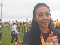 Asri Welas Antusias Ikut Maybank Marathon Bali meski Syuting Film di New York