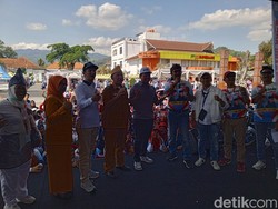 Relawan Sahabat Bang Ara Dukung Dony Ahmad Munir di Pilbup Sumedang