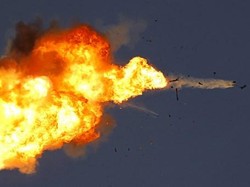 Balas Houthi, Israel Serang Pembangkit Listrik-Pelabuhan di Yaman