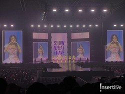 Mengintip 7 Gaya IVE bak Bidadari di Konser Jakarta