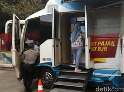 Tarik Tunai Mudah dengan ATM Bank bjb di Konser WJF 2024