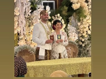 img-title Selamat, Nadine Kaiser Putri Susi Pudjiastuti Resmi Menikah