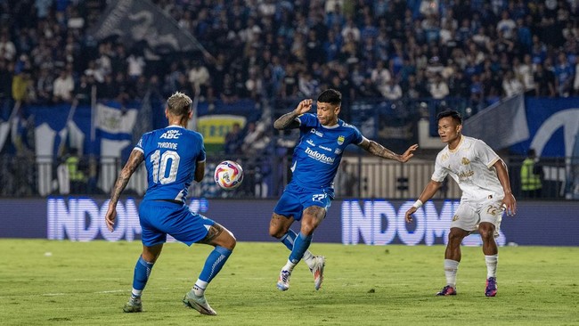 Persaingan Ketat Klasemen Liga 1 Pasca Hasil Imbang Sengit Antara Persib dan Arema