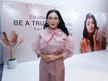img-title Rieke Diah Pitaloka Bongkar Sisi Lain Uya Kuya dan Eko Patrio di DPR RI