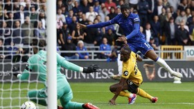 Hasil Liga Inggris: Maudeke Hattrick, Chelsea Bantai Wolves 6-2