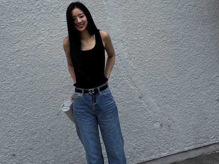 Choi Ye Bin juga memiliki tubuh semampai dengan tinggi 170cm yang cocok menjadi model./ foto: instagram.com/yebin__