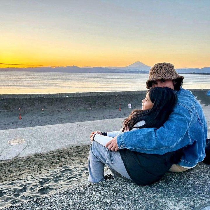 <p>"Jizzy kamu beruntung banget.<em> Enjoy the concert</em>," kata seorang netizen. "Ihhh lucu banget, nemenin anaknya nonton konser," kata netizen lainnya. (Foto: Instagram: @vinogbastian__)</p>