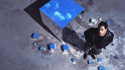 Lirik Lagu Sekarang - Adrian Khalif