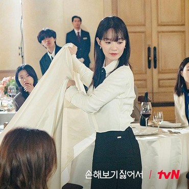 Sinopsis 'No Gain No Love', Shin Min Ah Jadi Cegil Kacaukan Pernikahan Mantan