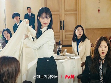 img-title Sinopsis 'No Gain No Love', Shin Min Ah Jadi Cegil Kacaukan Pernikahan Mantan