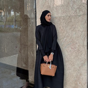 Diterpa Isu Pisah dengan Baim Wong, Paula Verhoeven Banjir Pujian Tak Buka Aib Pasangan