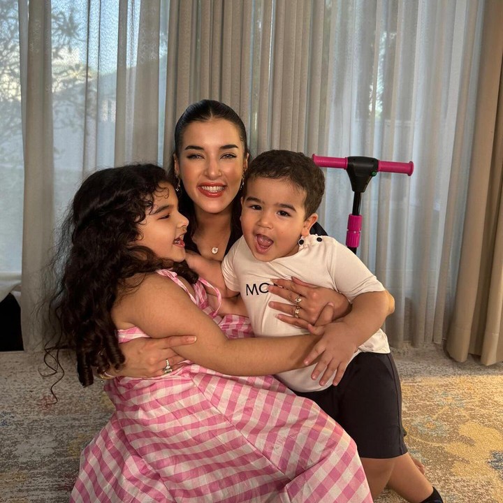 <p>Selebgram cantik Tasya Farasya menikah dengan Ahmad Assegaf pada tahun 2018, Bunda. Dari pernikahan ini, keduanya pun dikaruniai dua orang anak. (Foto: Instagram: @tasyafarasya)</p>