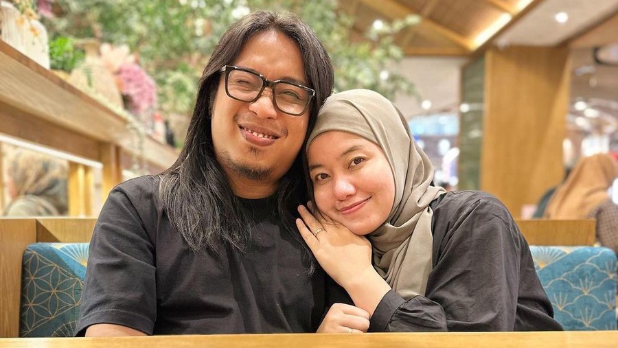 Praz Teguh dan istri Praz Teguh dan istri