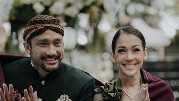 img-title Antusias Tora Sudiro & Mieke Amalia Siap-siap Punya Cucu Laki
