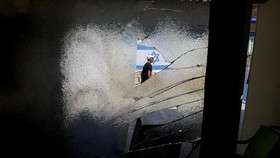 Iran Puji Hizbullah usai Bikin Israel Porak-poranda Pakai 320 Roket