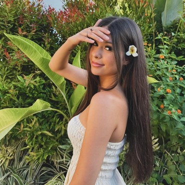 Fakta Menarik Ria Andrews Pacar Stefan William yang Umumkan Punya Anak