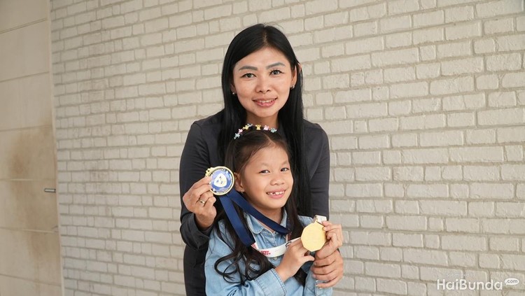Valencia Jovina Nathaniella