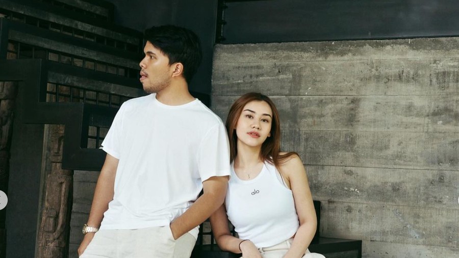 Aaliyah Massaid dan Thariq Halilintar Aaliyah Massaid dan Thariq Halilintar