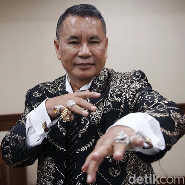 Ngaku Punya Sifat Sama, Hotman Paris Ungkap Aturan Khusus Pertemanan dengan Raffi Ahmad