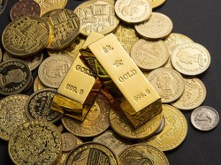Harga Emas Hari Ini di Semarang 17 November 2024: Antam-Galeri 24 Turun!