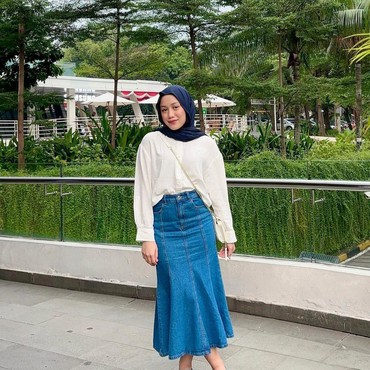 Reaksi Lolly Disebut Hamil-Gugurkan Kandungan oleh Nikita Mirzani