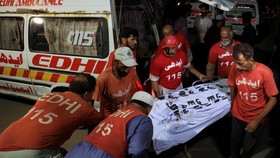 FOTO: Penembakan Massal di Pakistan Tewaskan 22 Orang