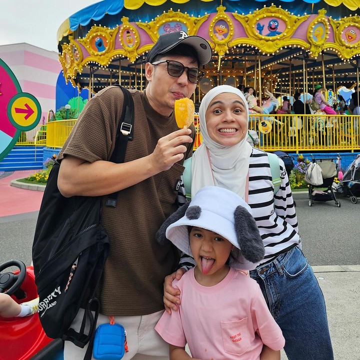 <p>Banyak netizen yang memuji kecantikan Uti di usianya yang kini genap enam tahun, Bunda. Mereka juga mendoakan Uti agar menjadi anak yang sukses dan membanggakan kedua orang tuanya. (Foto: Instagram: @missnyctagina)</p>