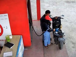 Pria Lecehkan Pegawai Pertashop Saat Isi BBM di Cianjur Ditangkap!