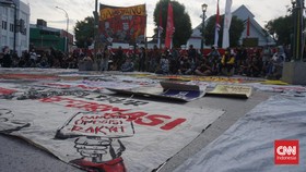 Demo di Jogja Kecam soal Gas Air Mata: Rakyat Bukan Sasaran Tembak