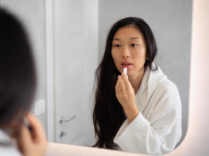 6 Langkah Lip Care Rutin agar Bibir Lebih Sehat dan Cantik Merah Merona