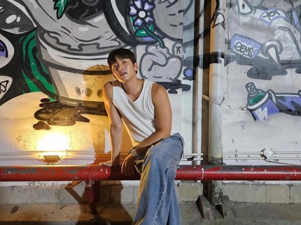 5 Potret Aktor Korea Ji Chang Wook ke Jakarta, Asyik Nongkrong di Blok M