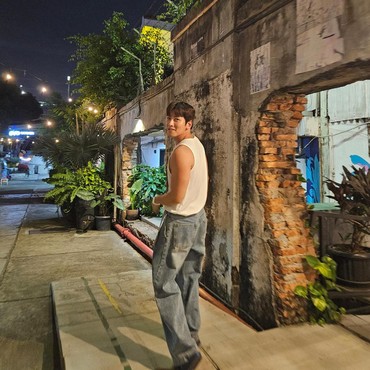 Andhika Pratama Lelang Trompet Bekas Ji Chang Wook, Ayu Ting Ting Tawar Rp10 Juta