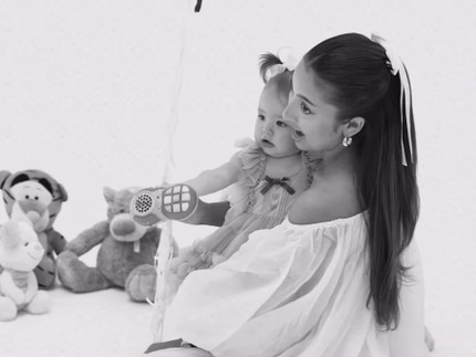 7 Potret Ultah Pertama Baby Kamari Putri Jennifer Coppen, Penuh Doa dari Ibunda