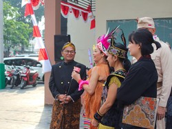 Klinik Mitra Diani di Ciracas Jaktim Undang Meriam Bellina Rayakan HUT RI
