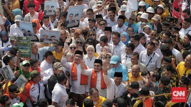 Sejumlah perwakilan partai pengusung mengantar Ridwan Kamil-Suswono ke Kantor KPUD Jakarta, termasuk Ketua DPW PKB DKI Jakarta.