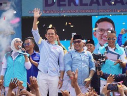 KIM Plus Deklarasi Egi-Syaiful di Lampung Selatan, Undang Uya Kuya-Bebizie