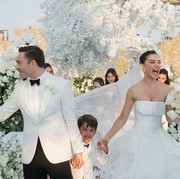 Ed Westwick dan Amy Jackson Resmi Menikah, Langsungkan Pernikahan 3 Hari dengan 3 Gaun Berbeda