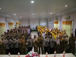 Pelajar Lamongan Diajak Cerdas Bermedia Sosial dan Tertib Lalu Lintas