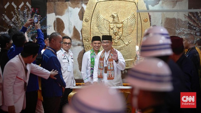 KPU DKI mengungkapkan Ridwan Kamil (RK)-Suswono didukung oleh 13 partai politik saat pendaftaran calon di Pilgub Jakarta 2024.