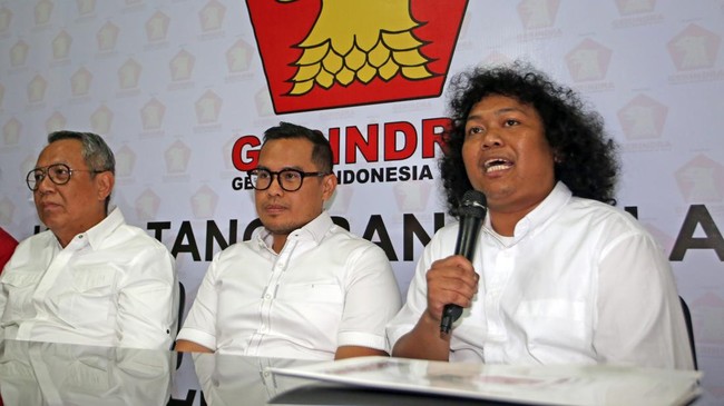 Sejumlah kandidat yang sebelumnya digadang akan maju bahkan telah mengantongi dukungan parpol memilih untuk mundur sebagai kandidat.