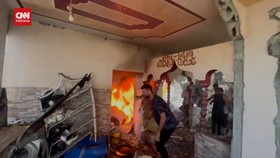 VIDEO: Momen Warga Gaza Panik Selamatkan Diri dari Serangan Israel