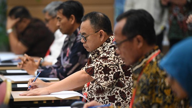 Nurul Ghufron hingga mantan Menteri Energi dan Sumber Daya Mineral (ESDM) Sudirman Said tersingkir dari seleksi calon ketua KPK periode 2024-2029.